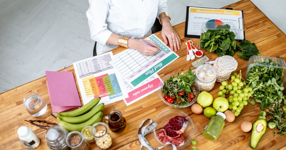 Diet and Nutrition | क्या आपकी थाली में है पूरी सेहत? जानें संतुलित आहार के रहस्य 2 Diet and Nutrition