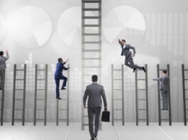 Career Opportunities | जानें विभिन्न फील्ड्स में उपलब्ध करियर अवसर | Know the career opportunities available in different fields Career Opportunities