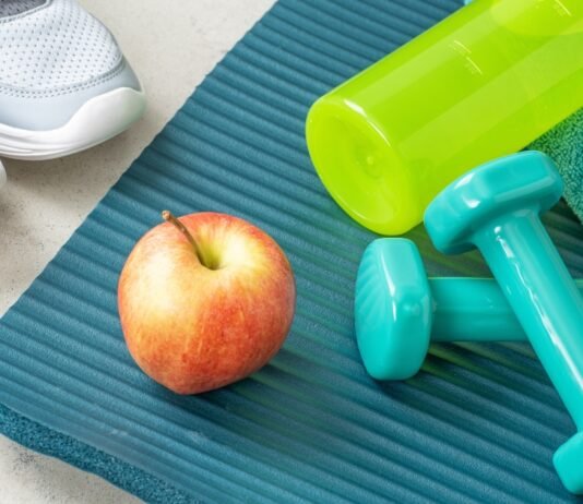 Health and Fitness Industry | हेल्थ और फिटनेस उद्योग का 2025 में बढ़ता हुआ ट्रेंड Health and Fitness Industry