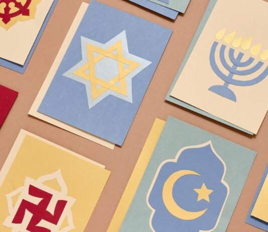 Religious Education | धार्मिक शिक्षा के 7 प्रमुख लाभ: आध्यात्मिकता और नैतिकता का महत्व Religious Education